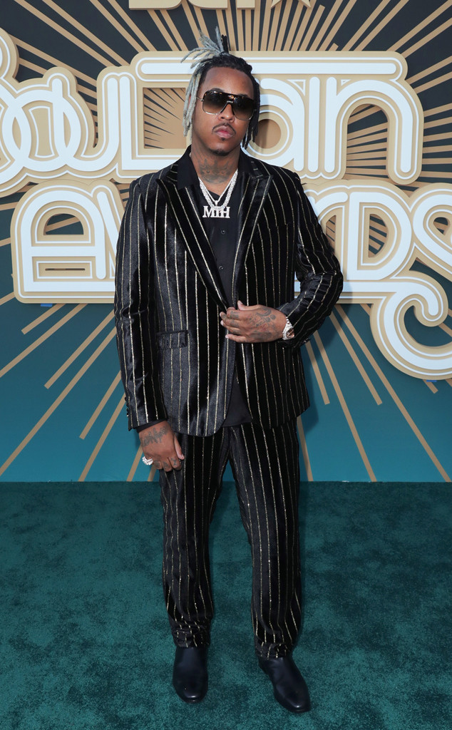 Photos From Soul Train Awards 2019 Red Carpet Fashion E Online Ap